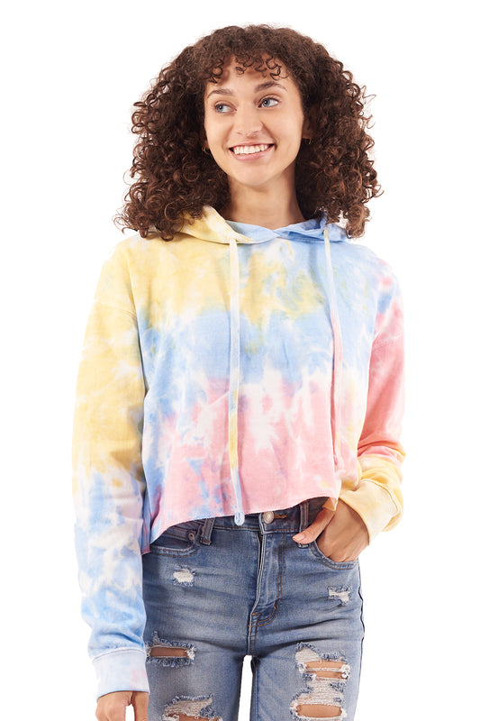 Studio Model Front - LifeStyle
